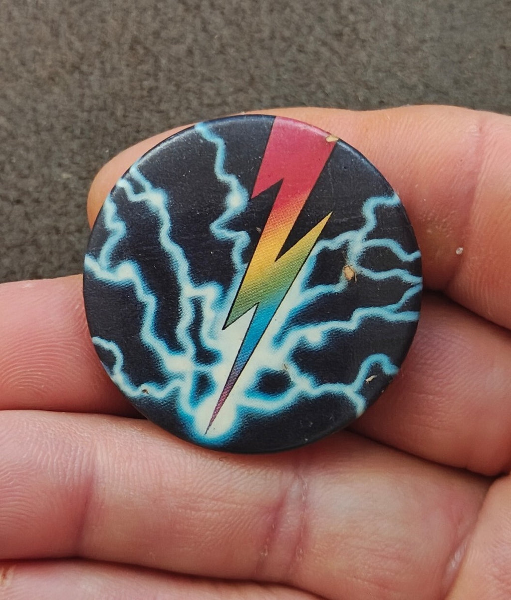 1982 Lightning Bolt Sky Entertainment EH Mason Pinback/Pinbutton