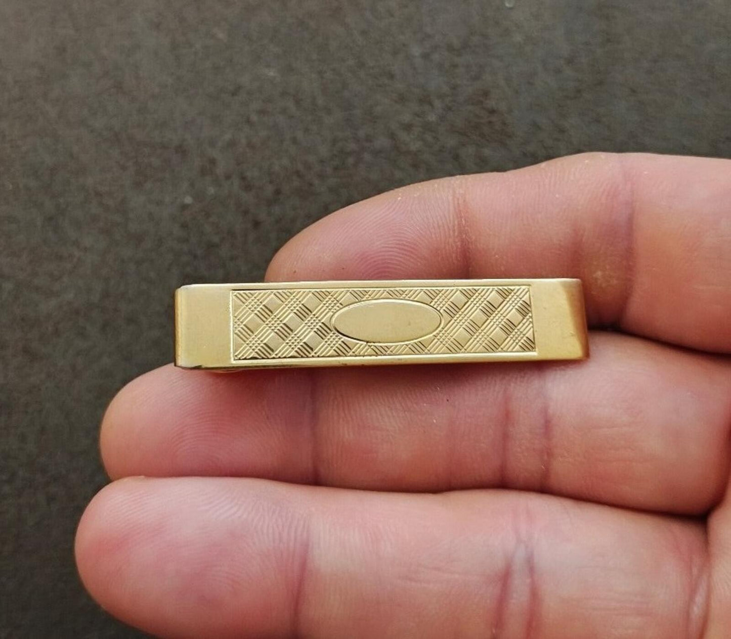 1950s Etched Textured Geometric Design Gold Tone Tie Bar/Tie Clip
