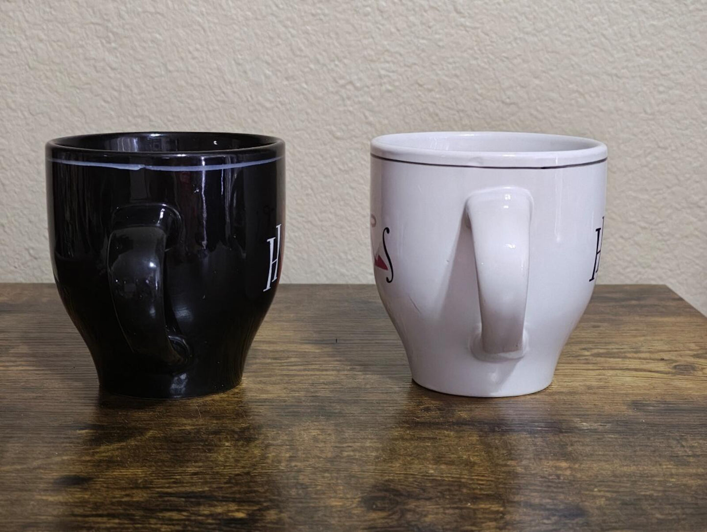 Set Of 2 His & Hers Couple Mugs