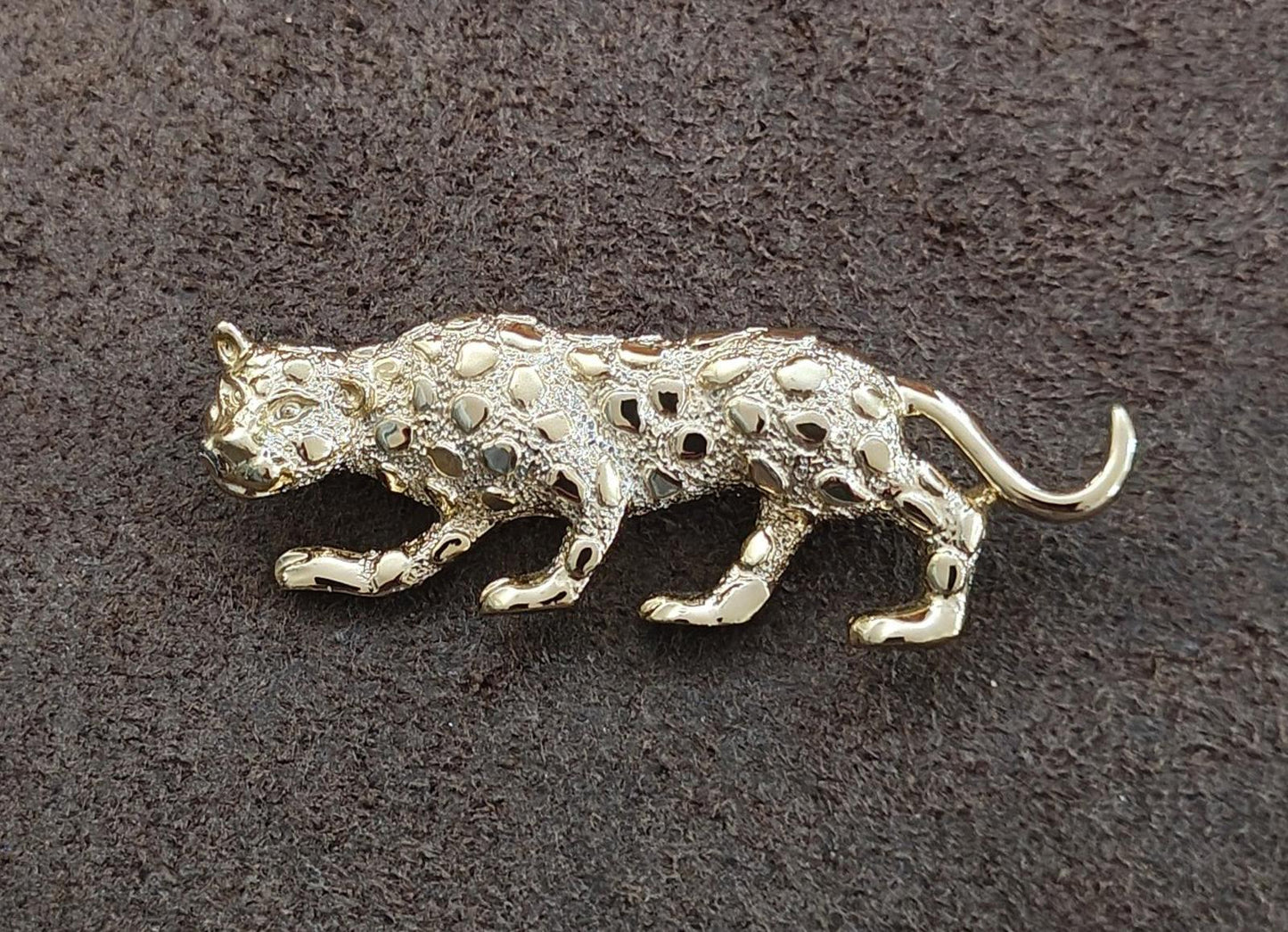 1980s Vintage Gerry's Silver Tone Textured Leopard Brooch Pin