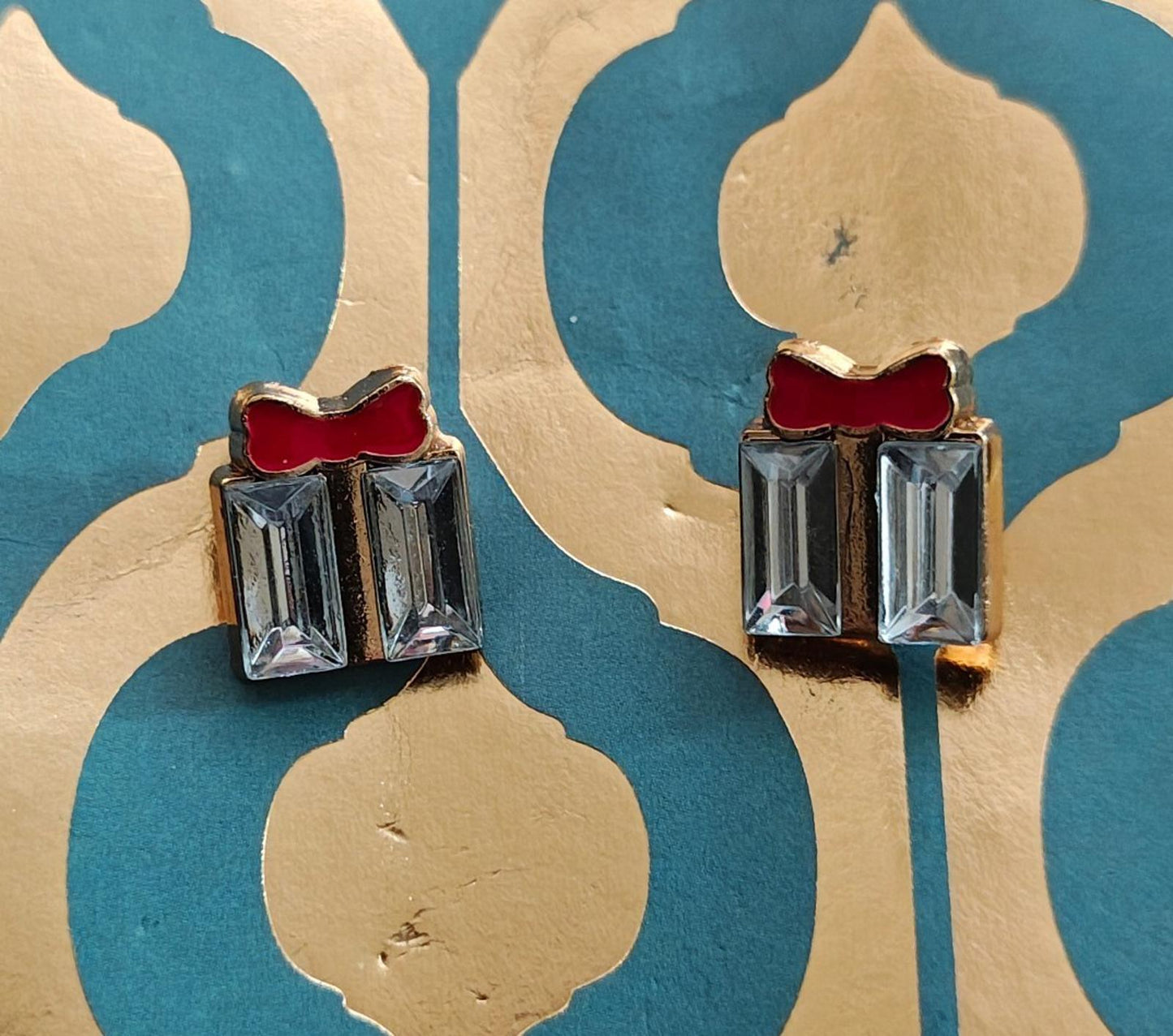 Christmas Present Gold Tone Stud Earrings With Rhinestones And Red Bow