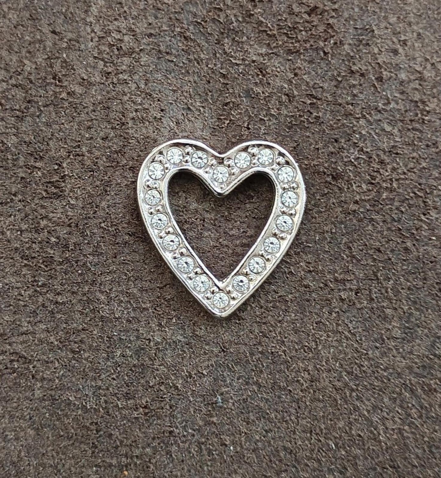 1990s Avon Crystal Rhinestones Silver Tone Open Heart Pin