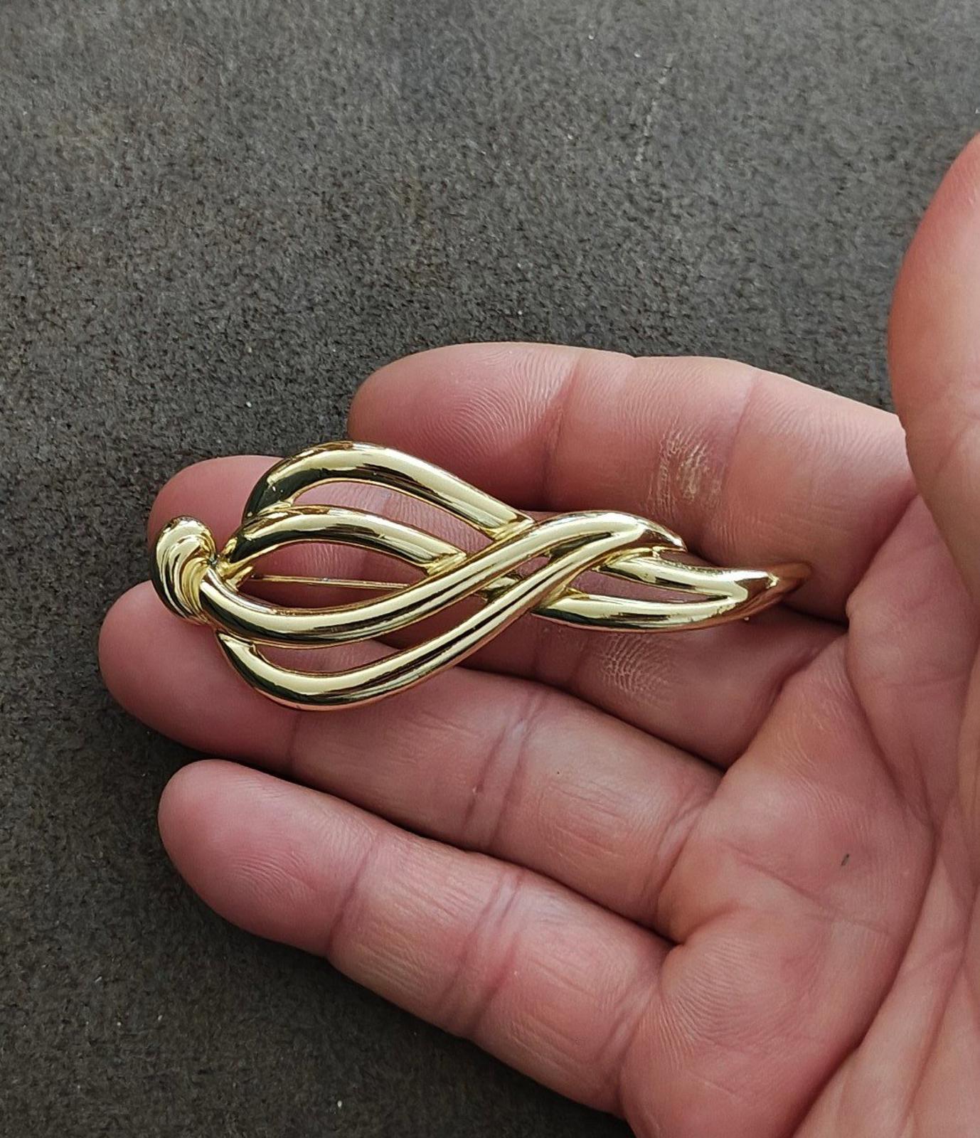 1980s Danecraft Gold Tone Abstract Modernist Brooch
