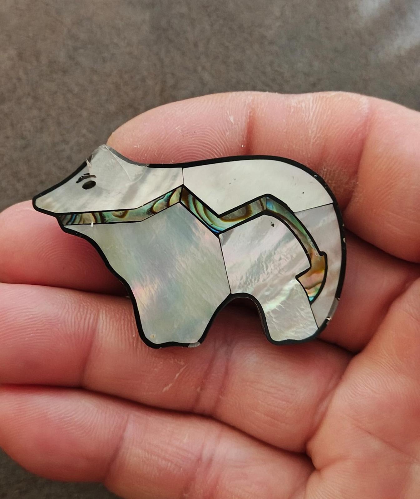 1990s Native American Zuni Style Mother of Pearl and Abalone Shell Bear Brooch