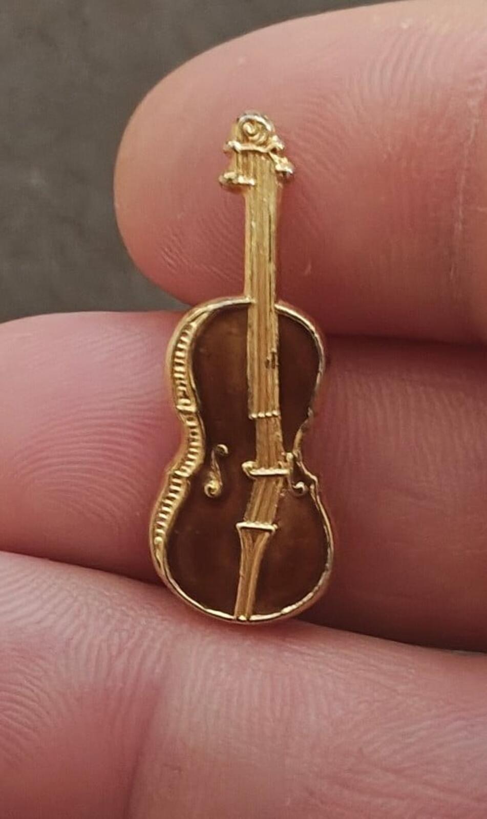 1980s Gold Tone Violin With Brown Enamel Finish Inlay On The Body Brooch