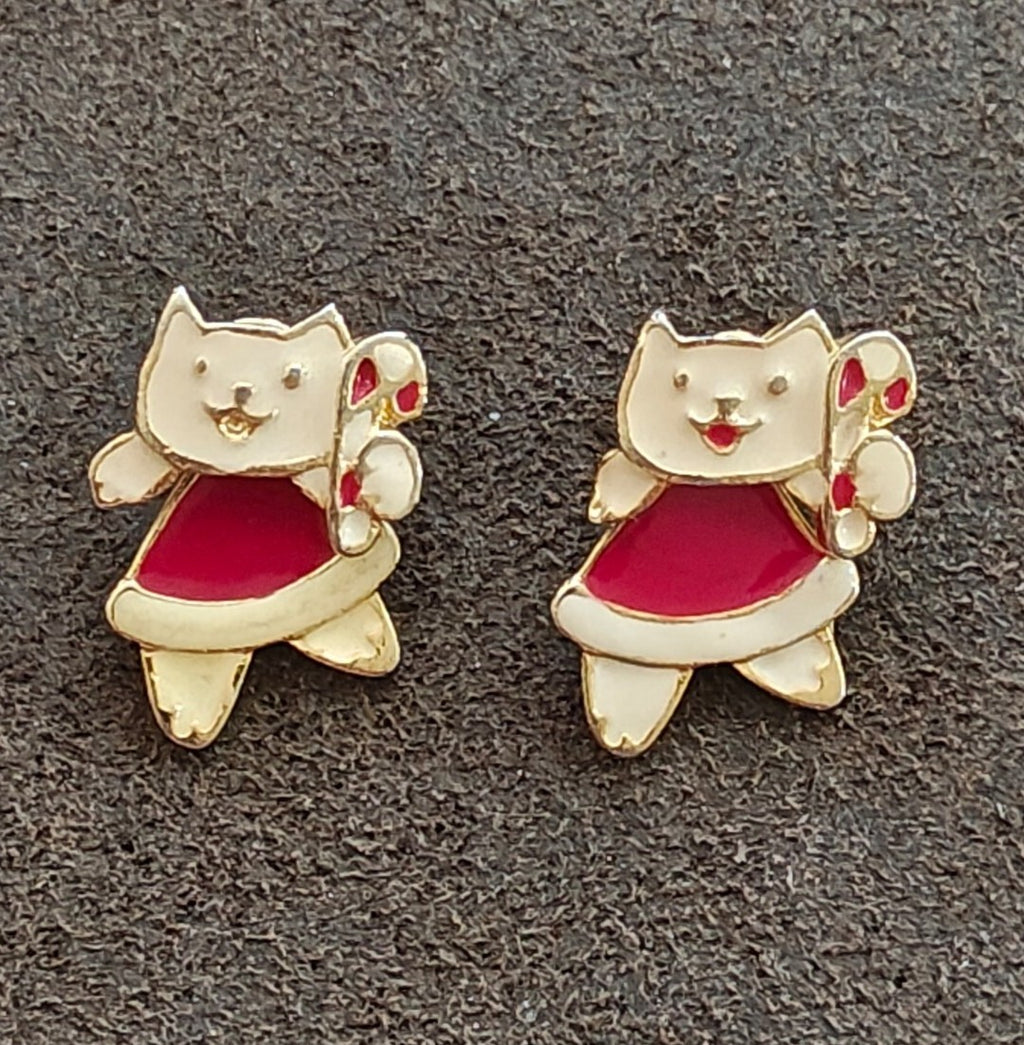1980s Signed AIM Gold Tone Enamel Christmas Cat Stud Earrings