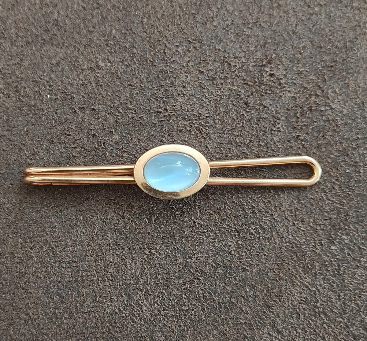 1950s Oval Blue Cabochon Gold Tone Wire Loop Tie Bar/Tie Clip