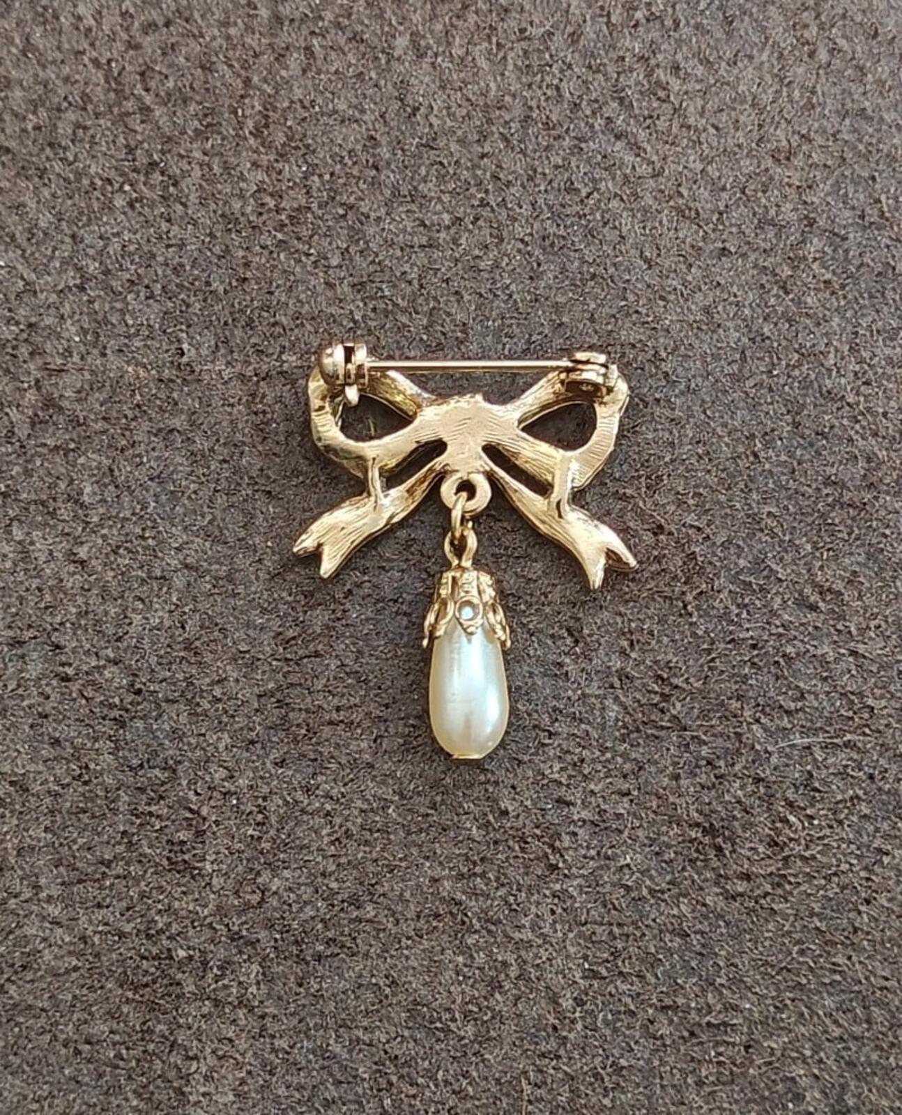 1980s Victorian Revival Embossed Gold Brooch With Dangling Faux Teardrop Pearl