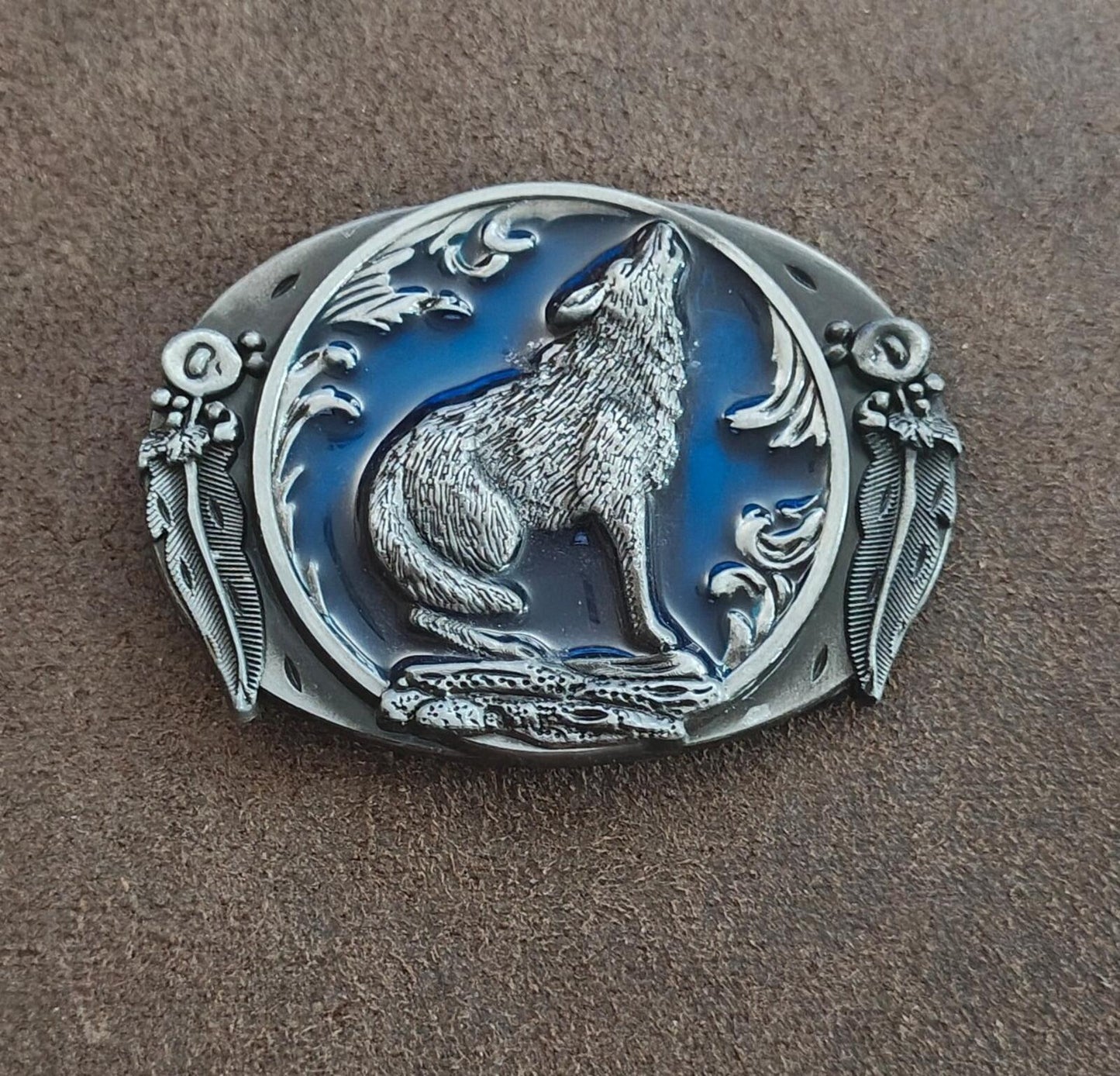 Western Style 3D Howling Wolf Pewter Belt Buckle