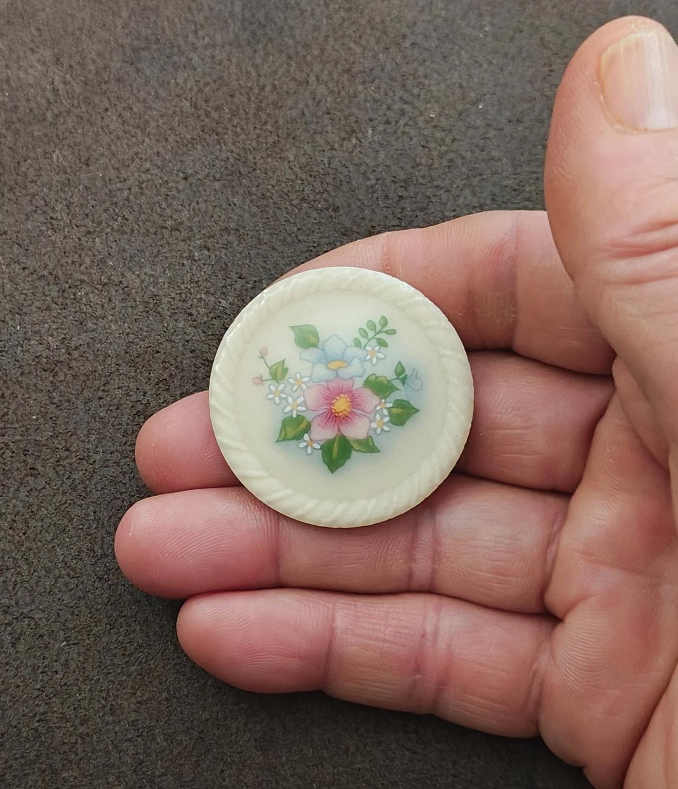 1980s Avon "Spring Bouquet" Porcelain Disc Brooch Pin