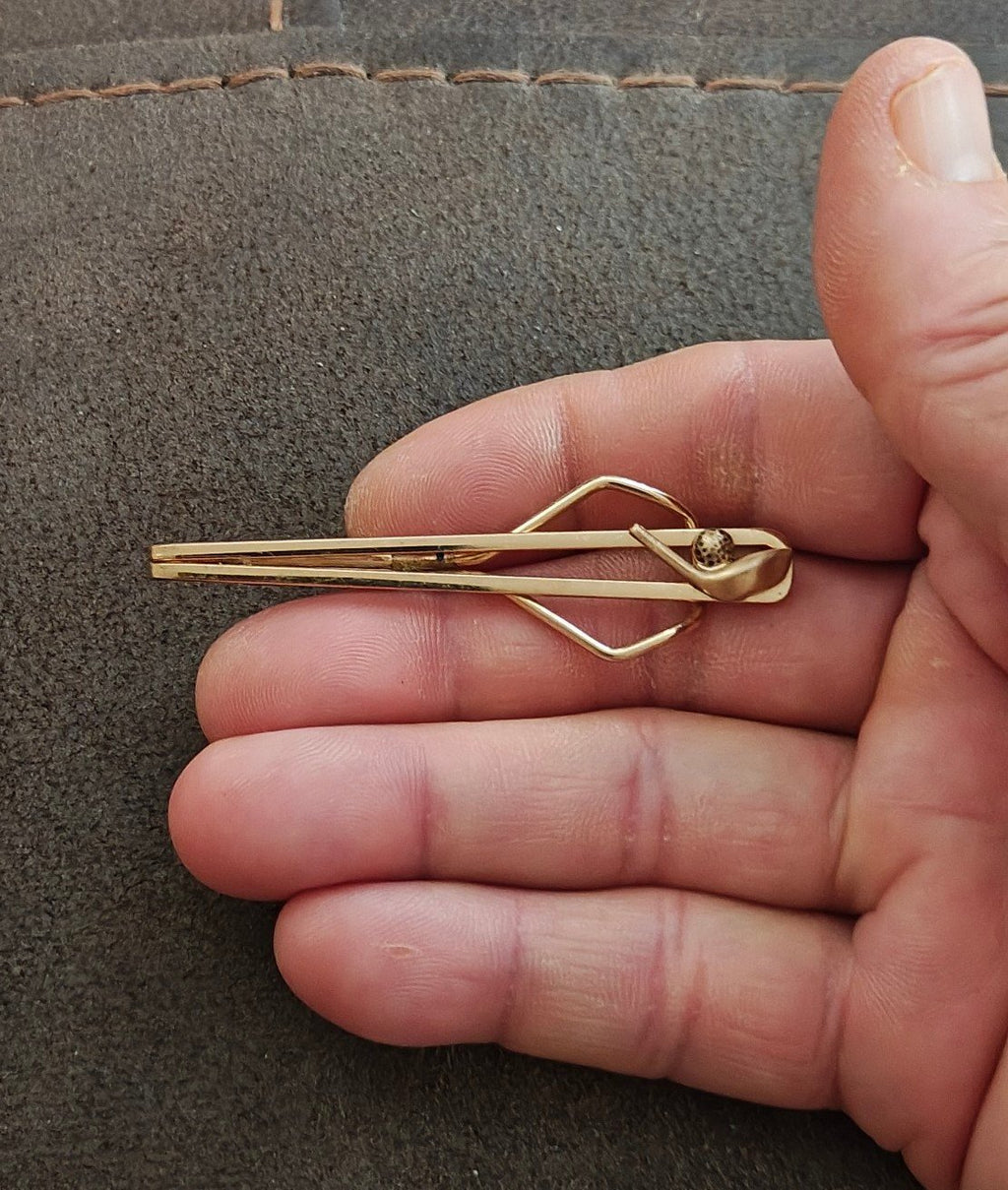 1950s Swank Golf Ball & Club Gold Tone Tie Clip