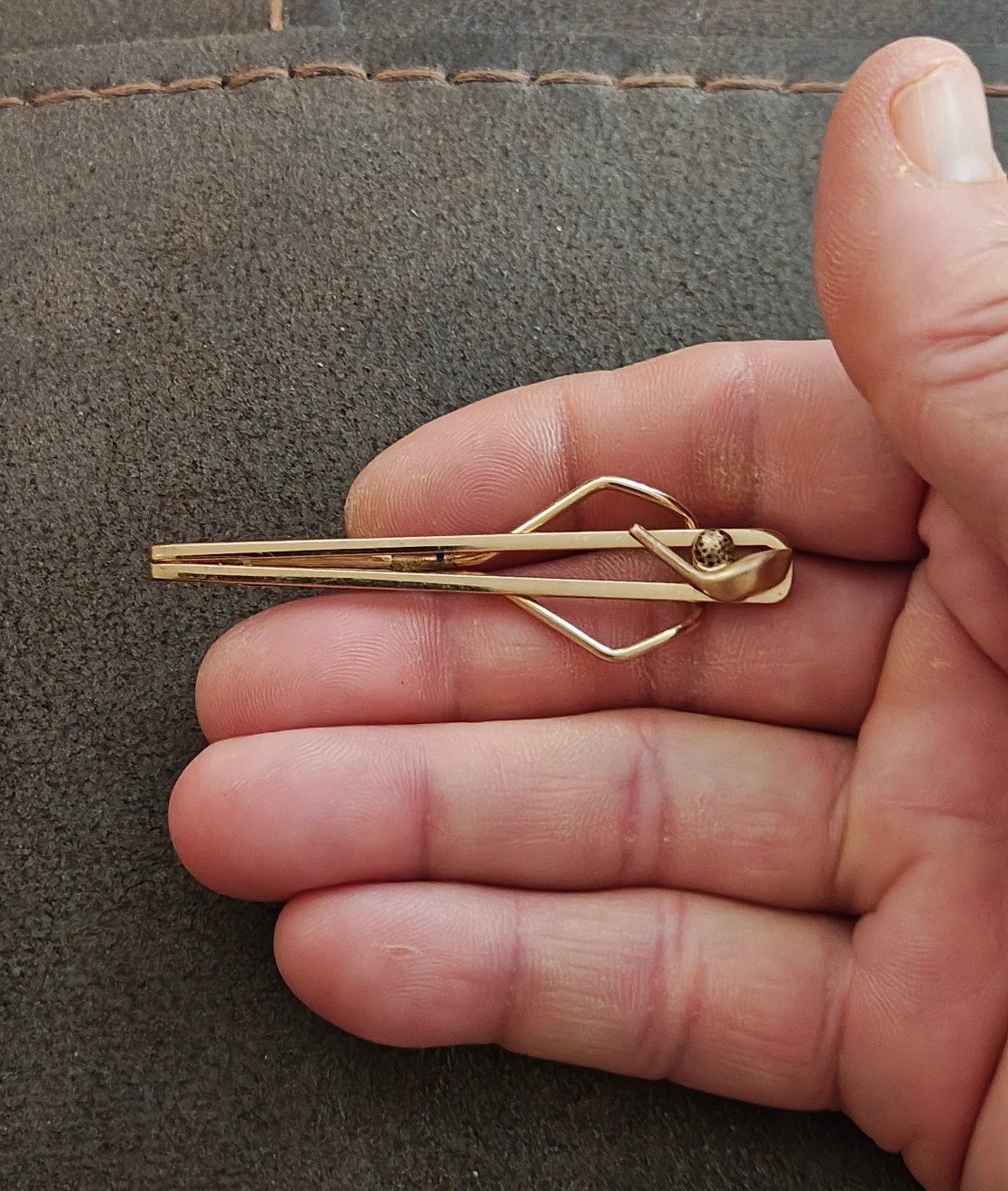 1950s Swank Golf Ball & Club Gold Tone Tie Clip
