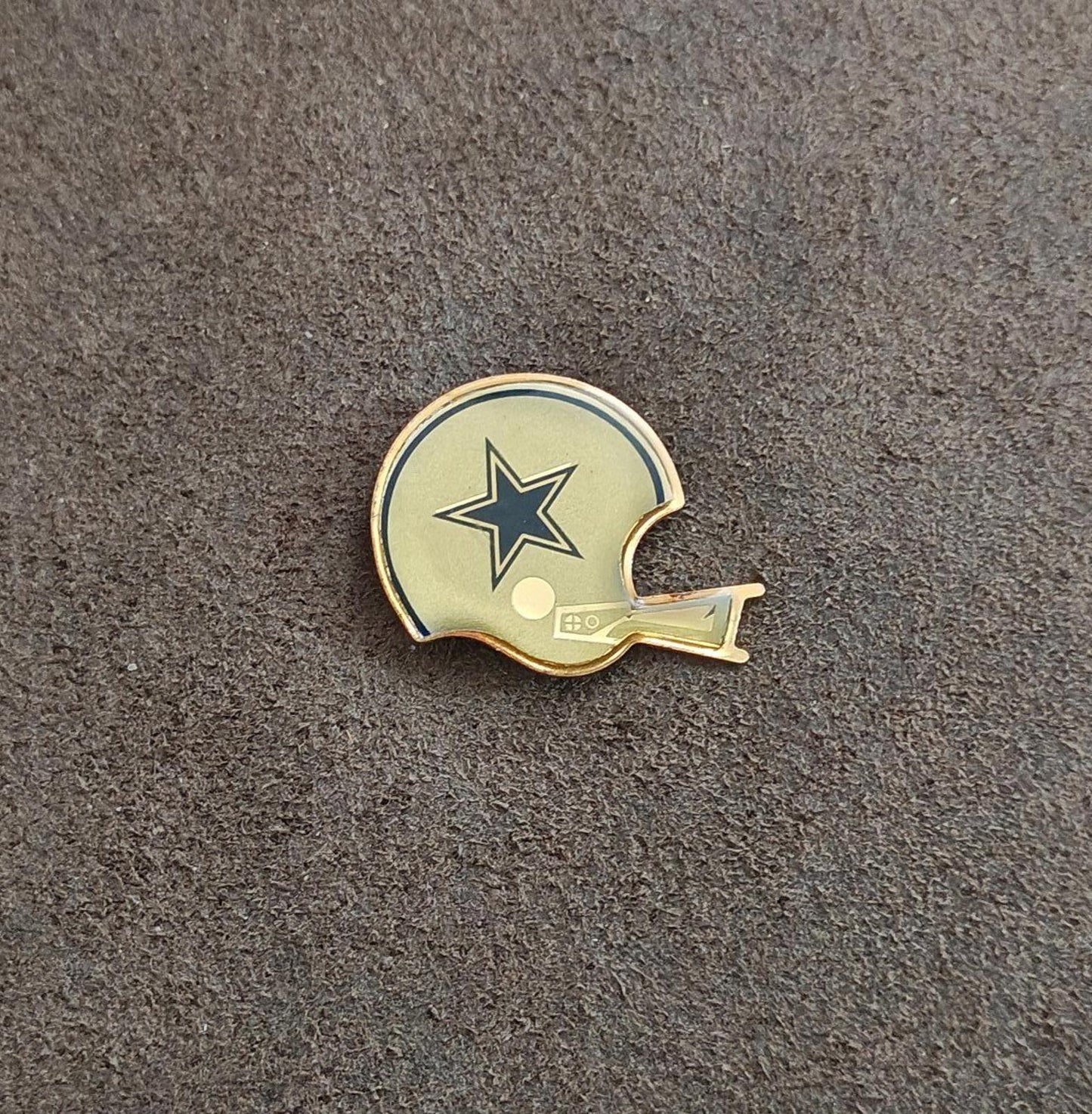 1980's Dallas Cowboys Helmet Gold Tone Enamel Pin