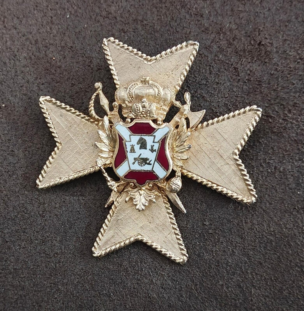 1950s Rare Coro Gold Tone With Red & White Enamel Heraldic Shield Brooch