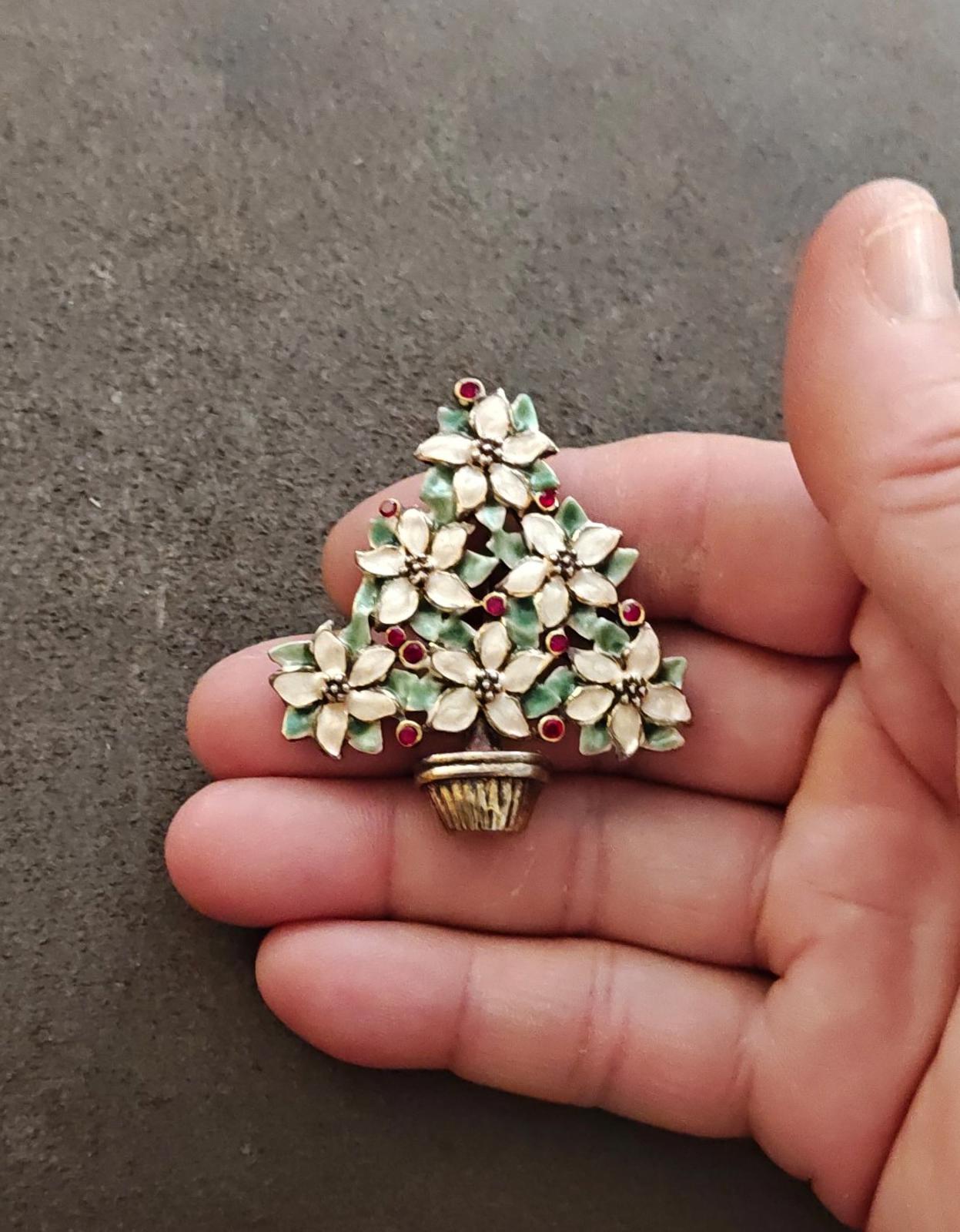 1960s Gold Tone Christmas Tree Brooch Featuring a Poinsettia Floral Design