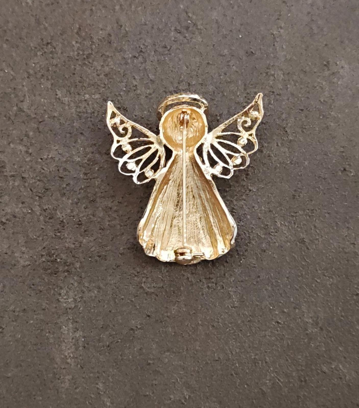 Holiday Lane Gold Tone Crystal Angel Brooch