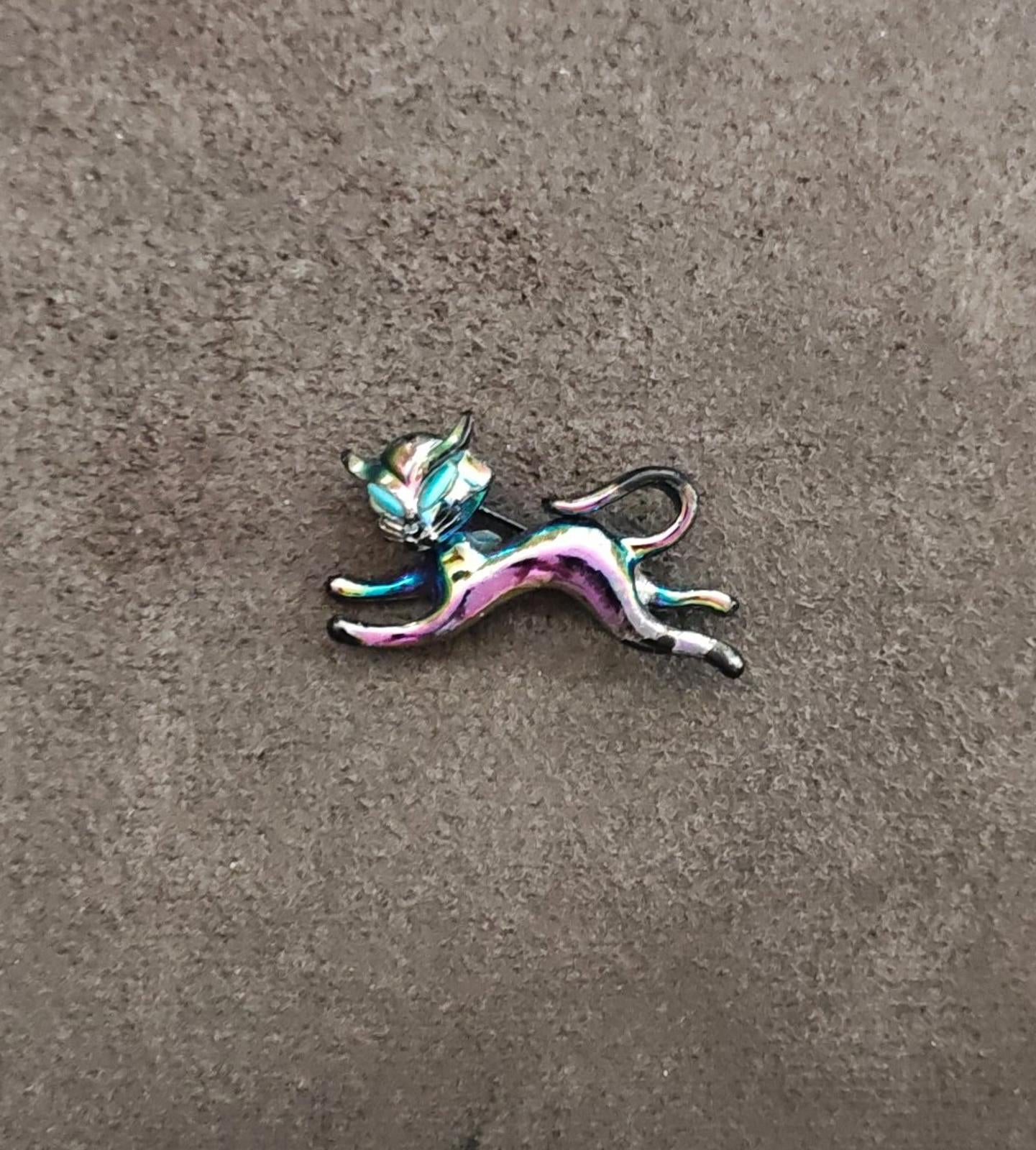 1960s Siamese Kitty Cat Iridescent Metal Brooch