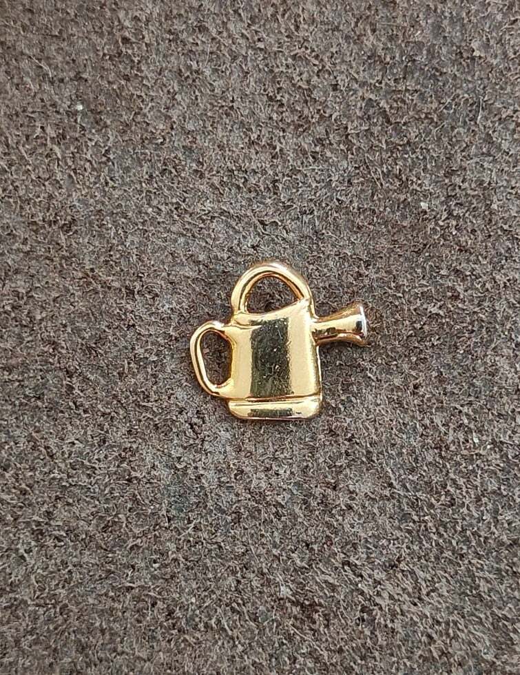 Plant Watering Can/Pitcher Pin