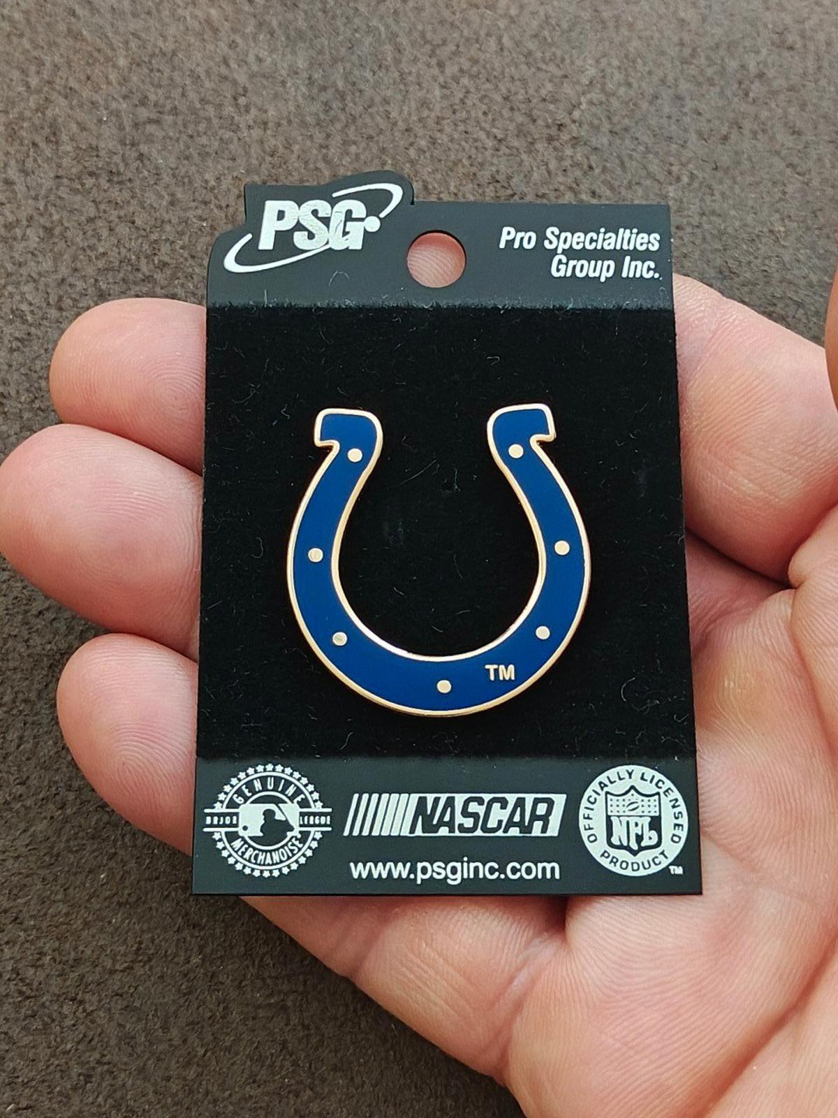 2001 Indianapolis Colts Gold Tone Enamel Pin New