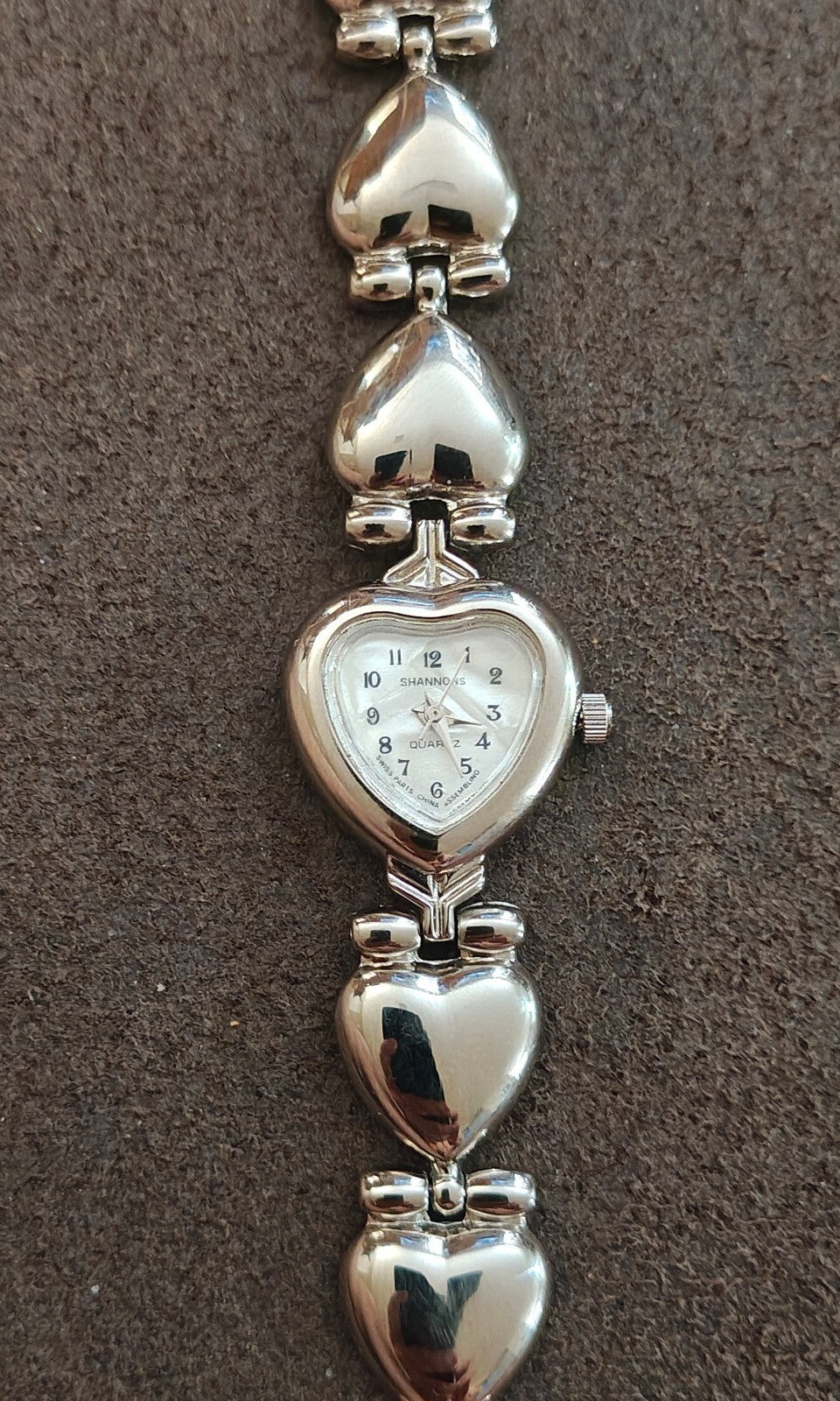 1990s Shannons Heart-Shaped Silver Tone Link Bracelet Statement Ladies Watch