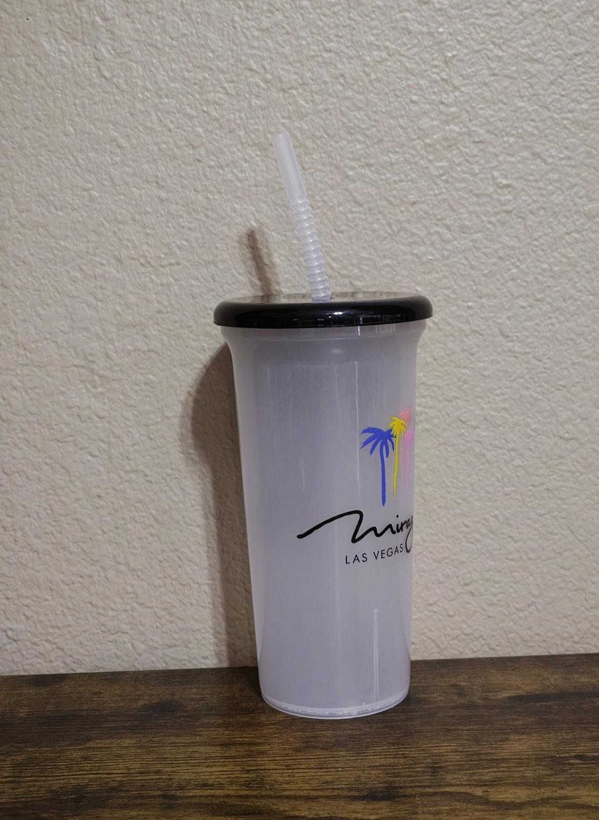90's Las Vegas Mirage Resort Casino Palm Tree Drinking Cup Tumbler