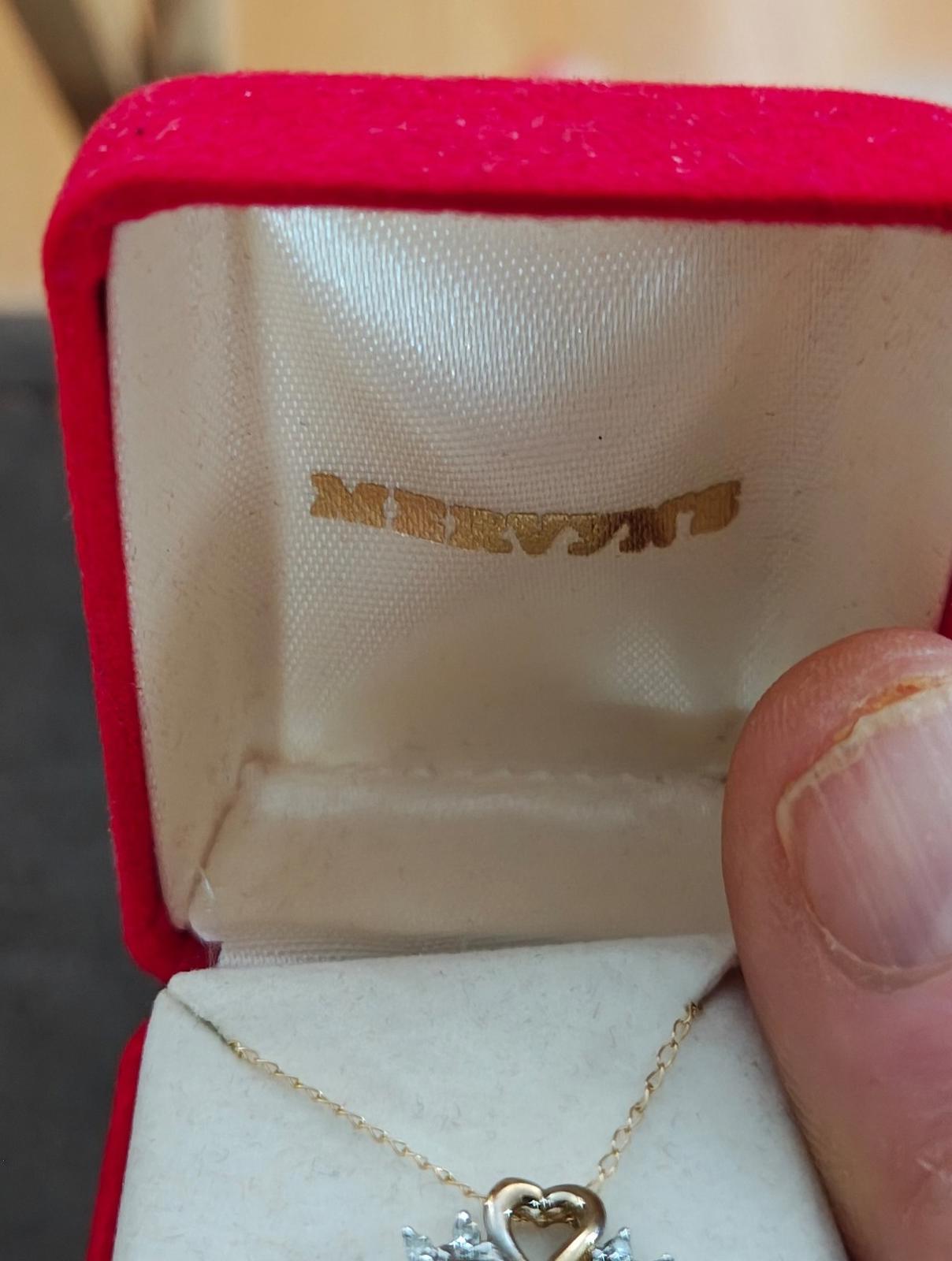 1990's 10K Gold Double Heart Design Delicate Gold Chain Pendant Necklace