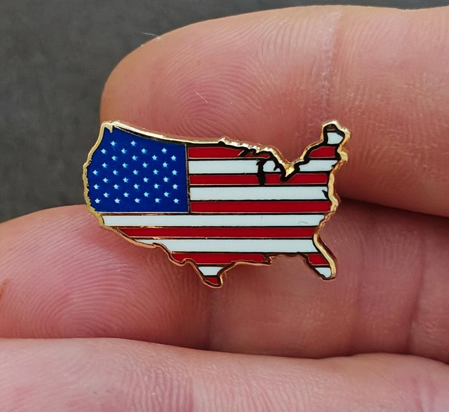 1980s United States Map Flag Gold Tone Enamel Pin