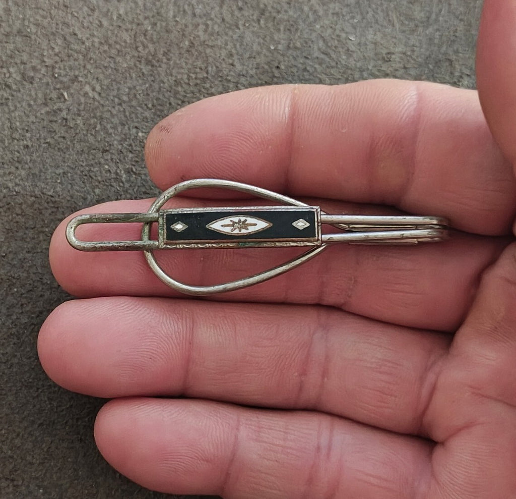 1930s/40s Art Deco Loop Style Silver Tone Black and White Tie Clip