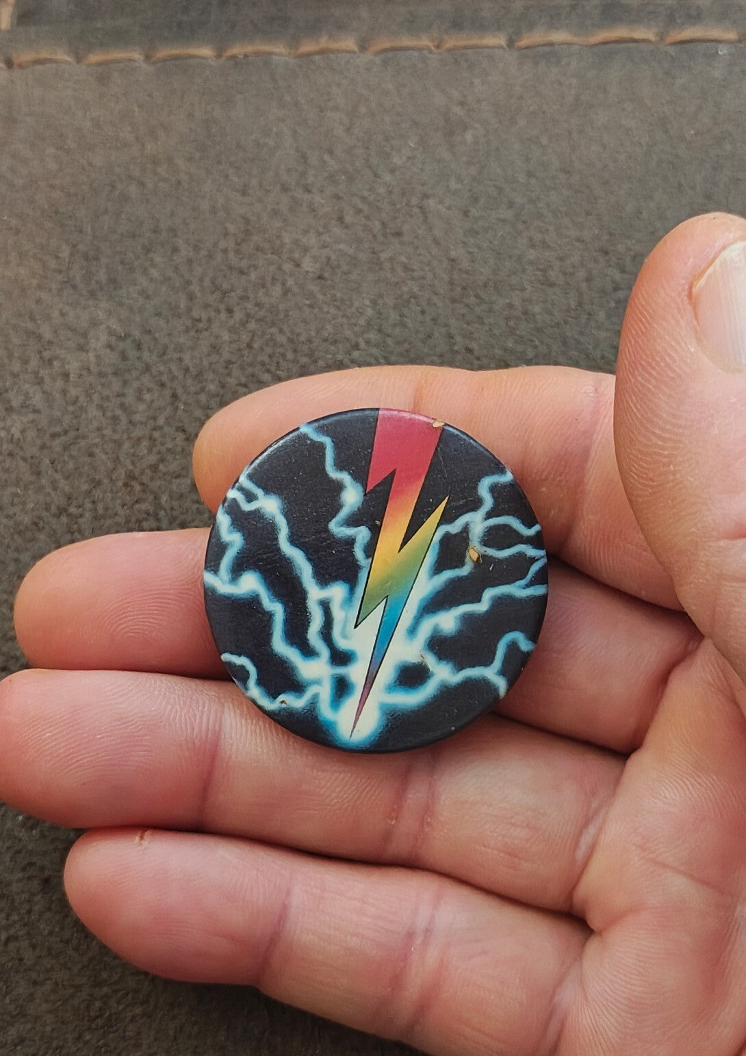 1982 Lightning Bolt Sky Entertainment EH Mason Pinback/Pinbutton