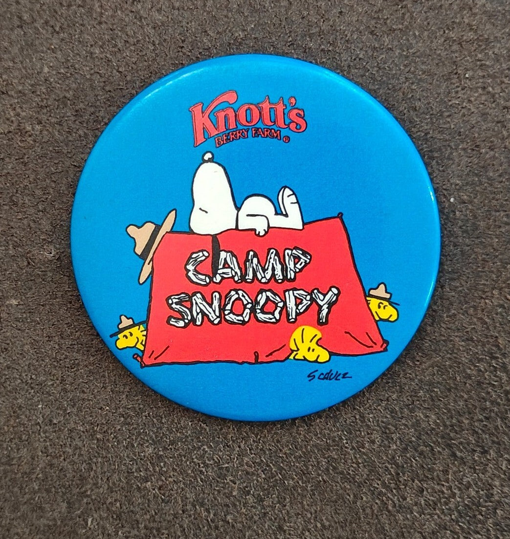 1983 Knott’s Berry Farm Camp Snoopy Promotional Pinback Button