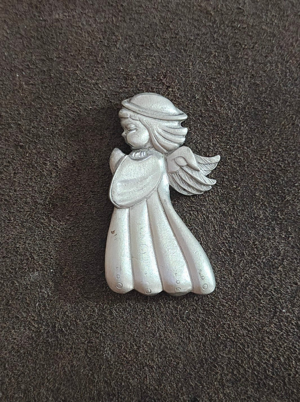 1986 Hampshire Pewter Angel Brooch.