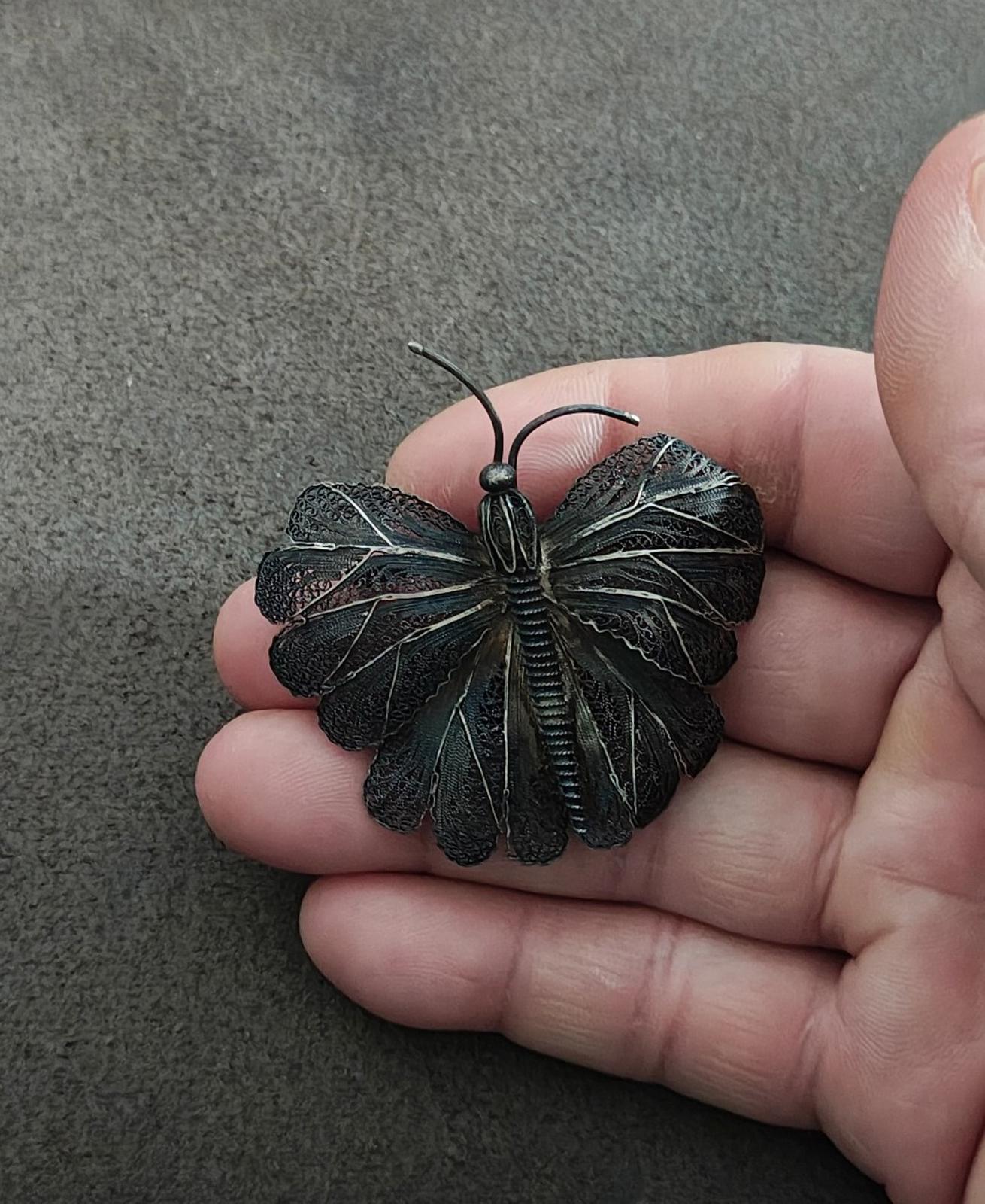 1930s Vintage Silver Tone Filigree Butterfly Brooch Pin