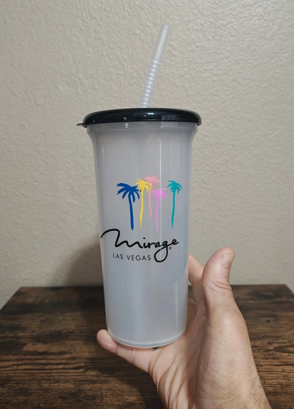 90's Las Vegas Mirage Resort Casino Palm Tree Drinking Cup Tumbler