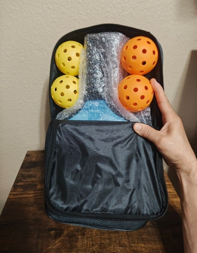 Journeyman Pickleball Set, 2 Paddles, 4 Balls, Carrying Case New With Travel Bag