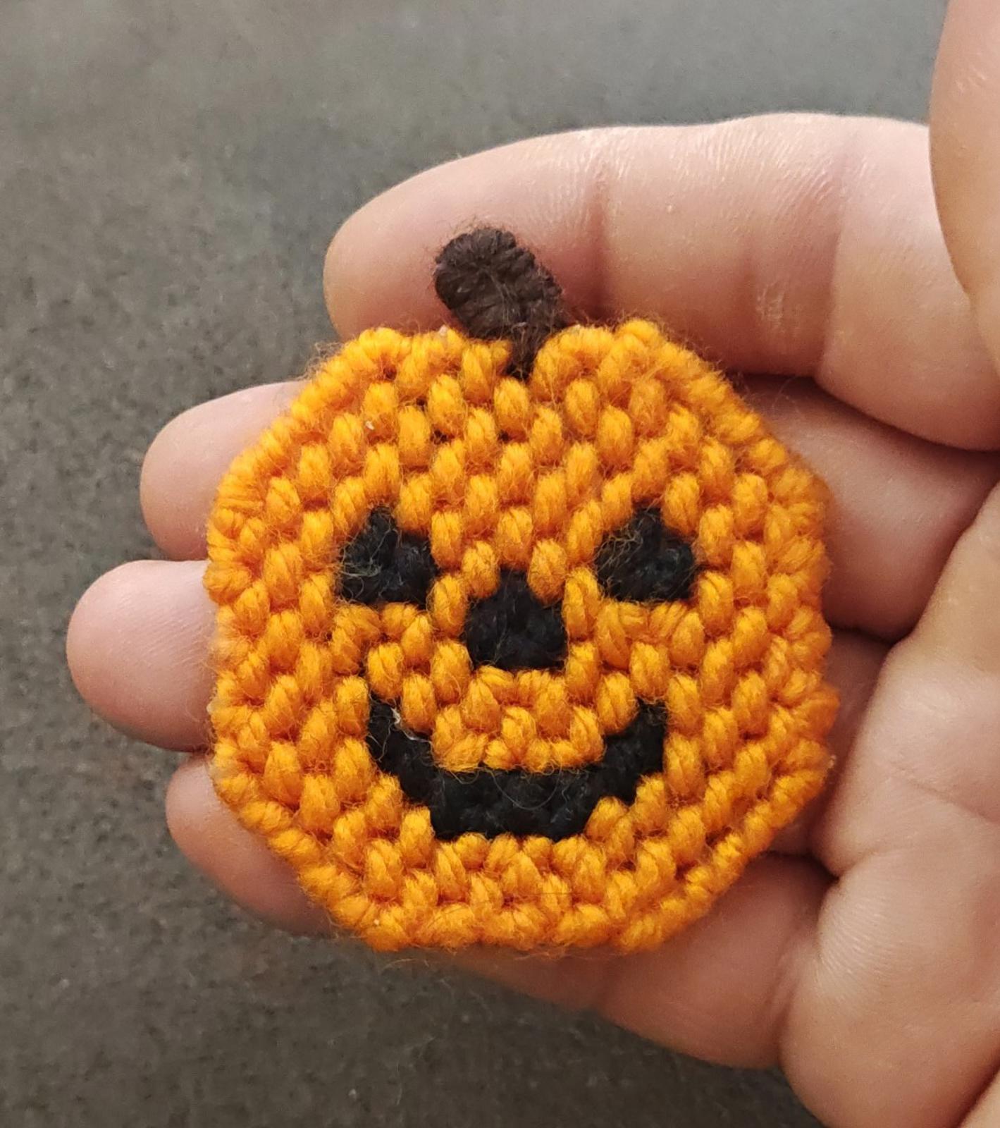 1980s Handcrafted Jack o' Lantern Brooch
