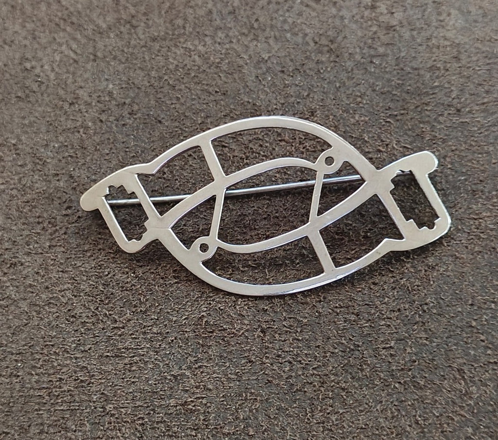 1930s Stamped Coro Duette Silver Tone Coro Duette Brooch Frame