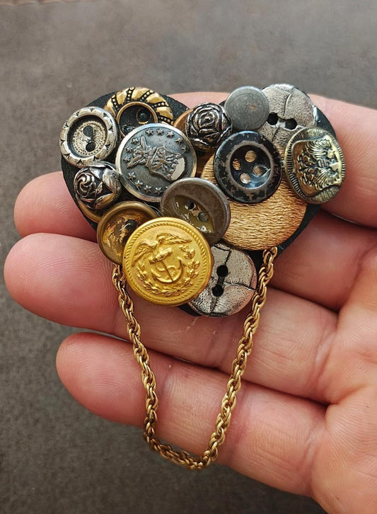 1980s Handmade Collage of Buttons Gold Tone Brooch