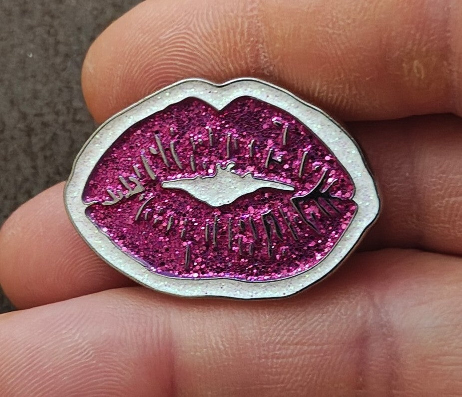 Vibrant Pink Glitter Lips Pin