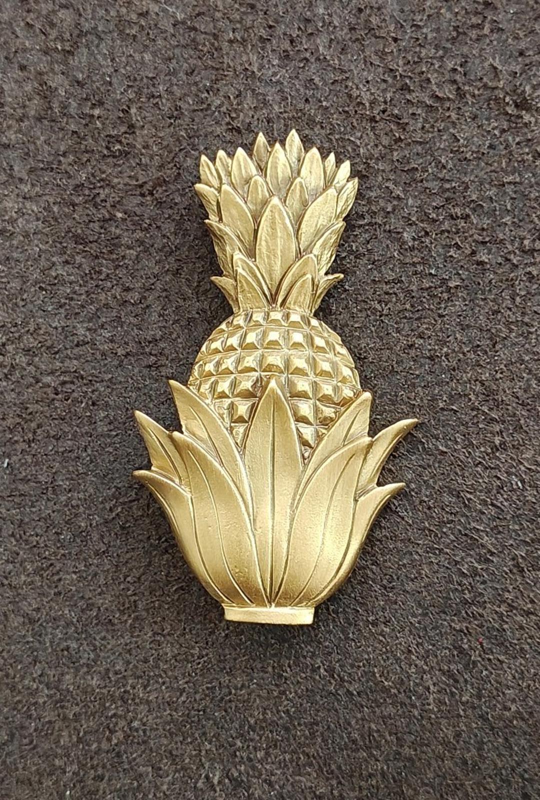 1980s Vintage EI Signed Gold Tone Pineapple Brooch
