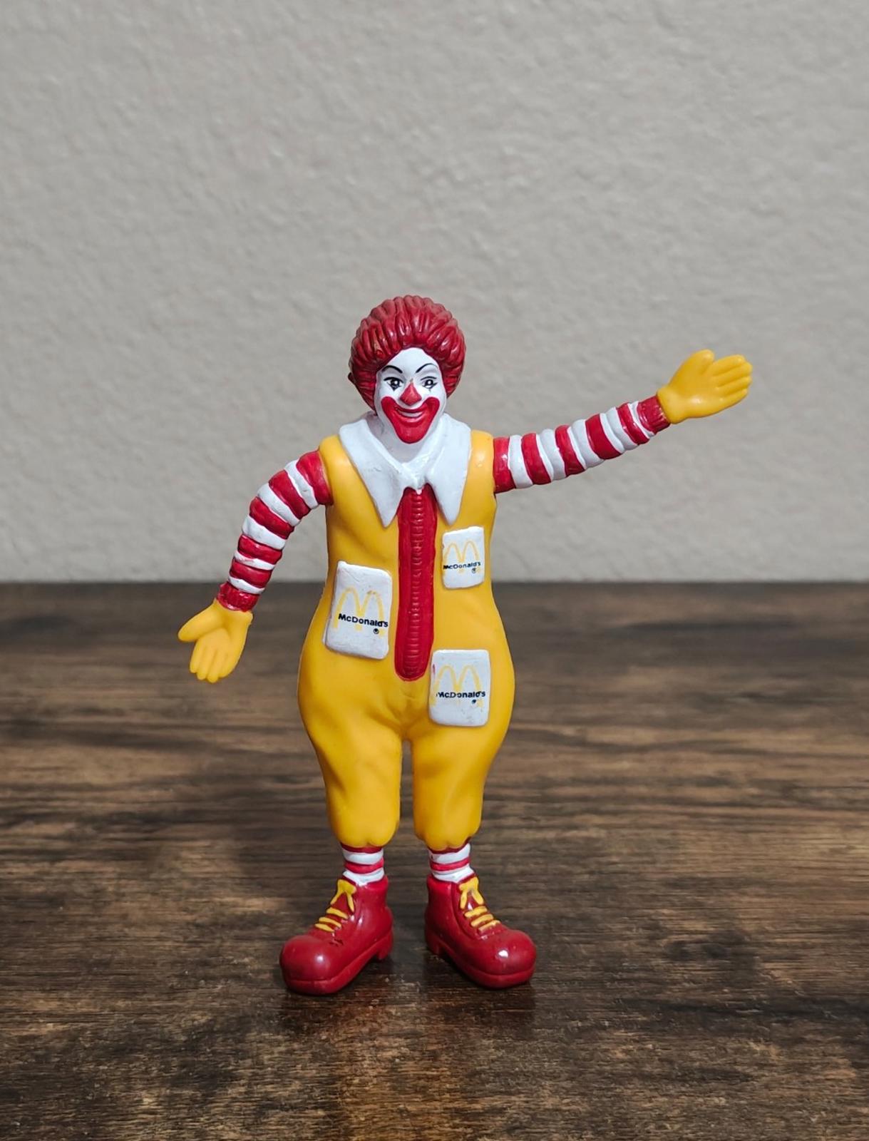 1995 Bendable (Bendy) Ronald McDonald Happy Meal PVC Figure.