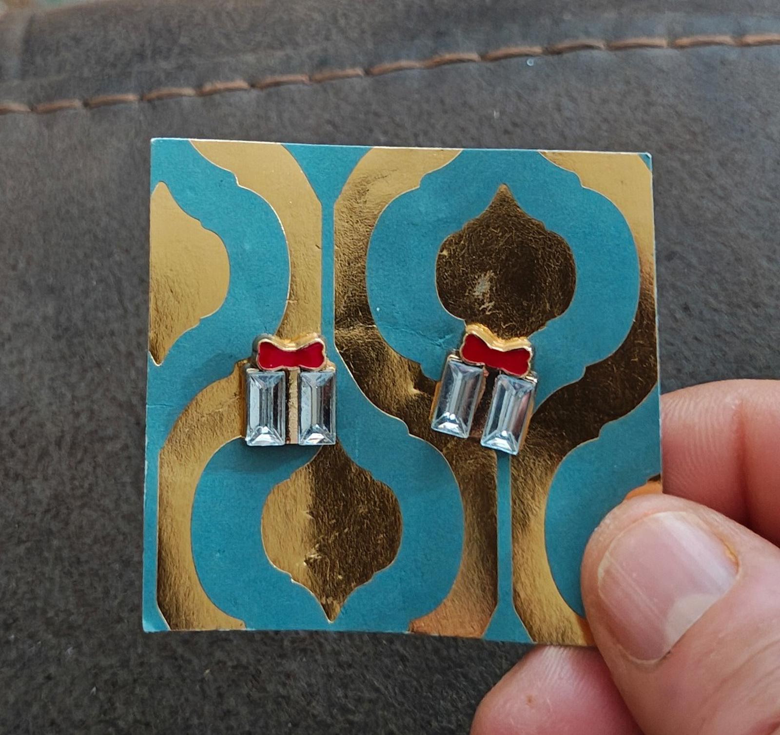 Christmas Present Gold Tone Stud Earrings With Rhinestones And Red Bow