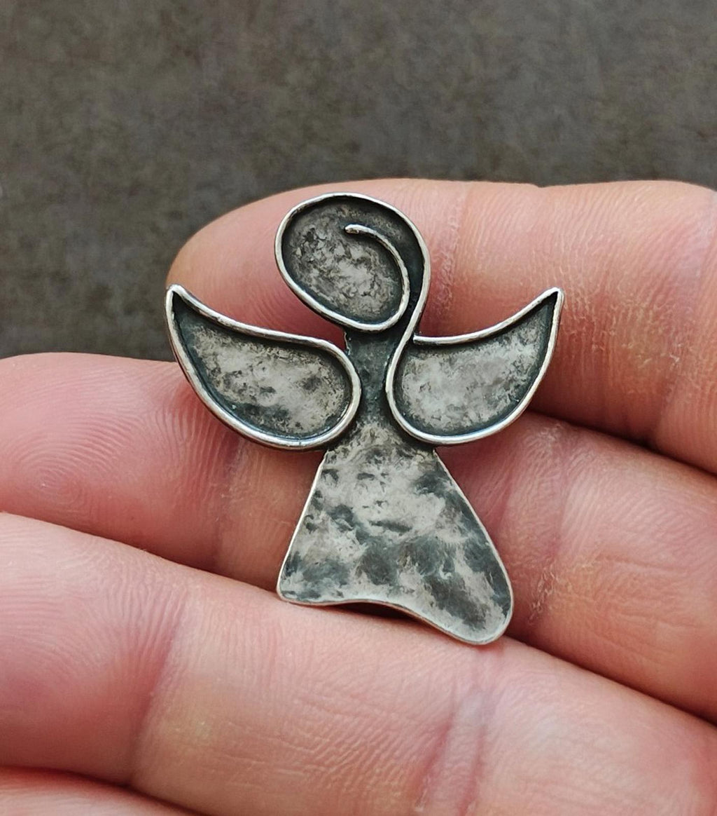 I1842 Retired Silpada Sterling Silver Angel Pin/Pendant