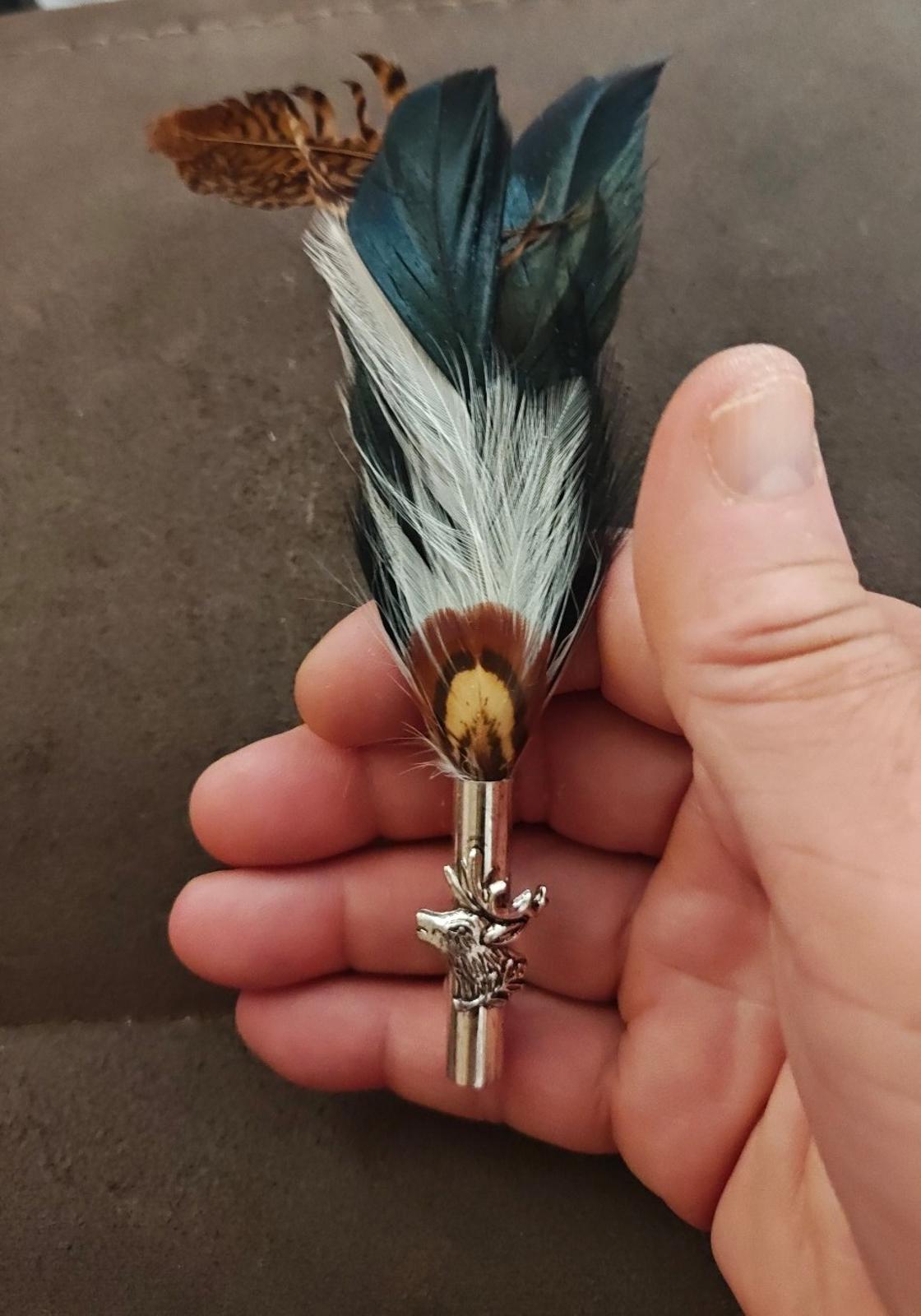 1960s Traditional Bavarian/Alpine Style Hunting Feather Hat Silver Tone Brooch