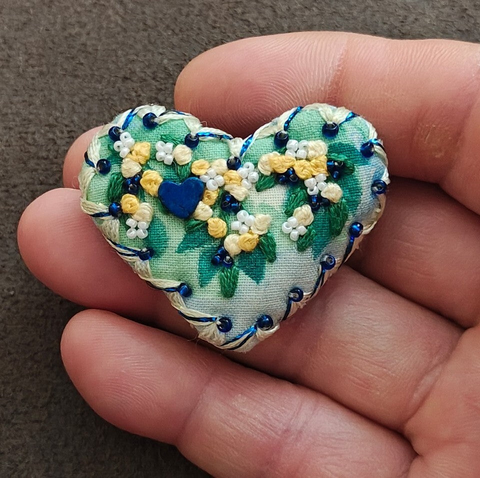 Hand-Embroidered Cottagecore Floral Heart Brooch Pin.