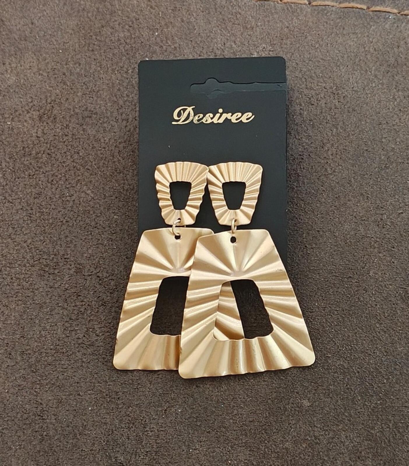 Gold Tone Desiree Brand Hammered Textured Statement Earrings New