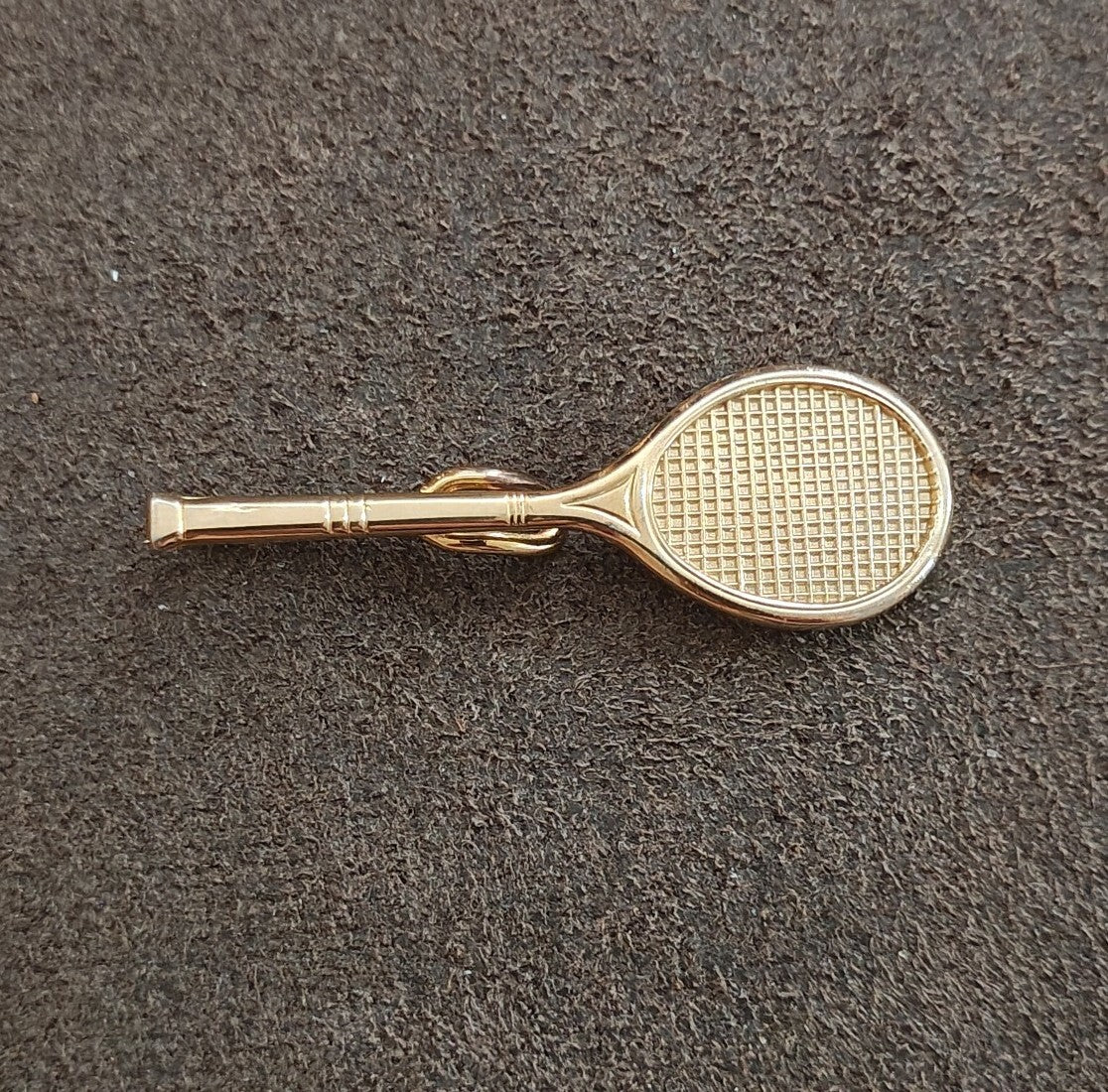 1960s Gold Tone Tennis Racket Wire Loop Tie Bar Clip
