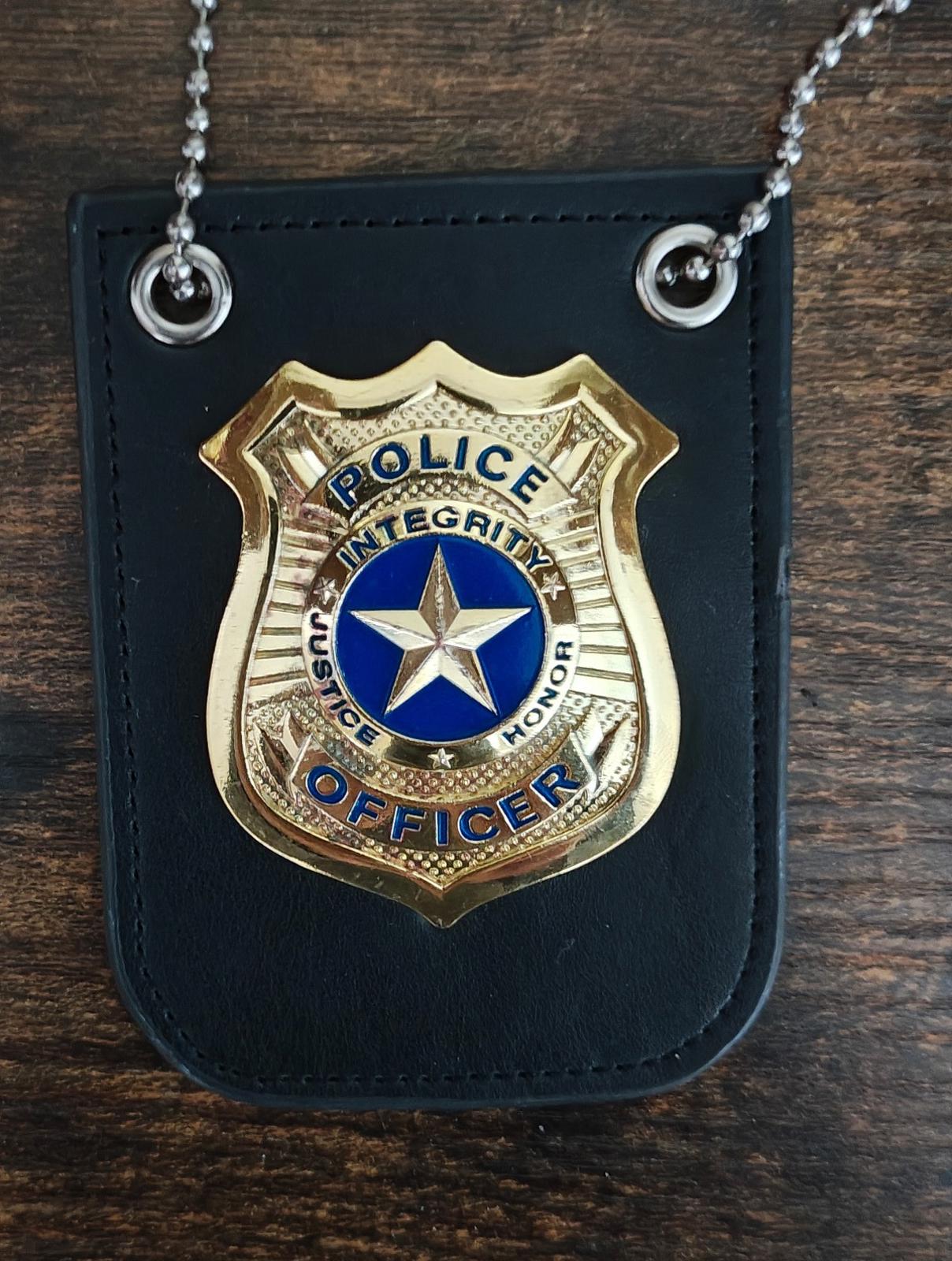 Spooktacular Creations Police Pretend Play Toy Metal Badge With Chain