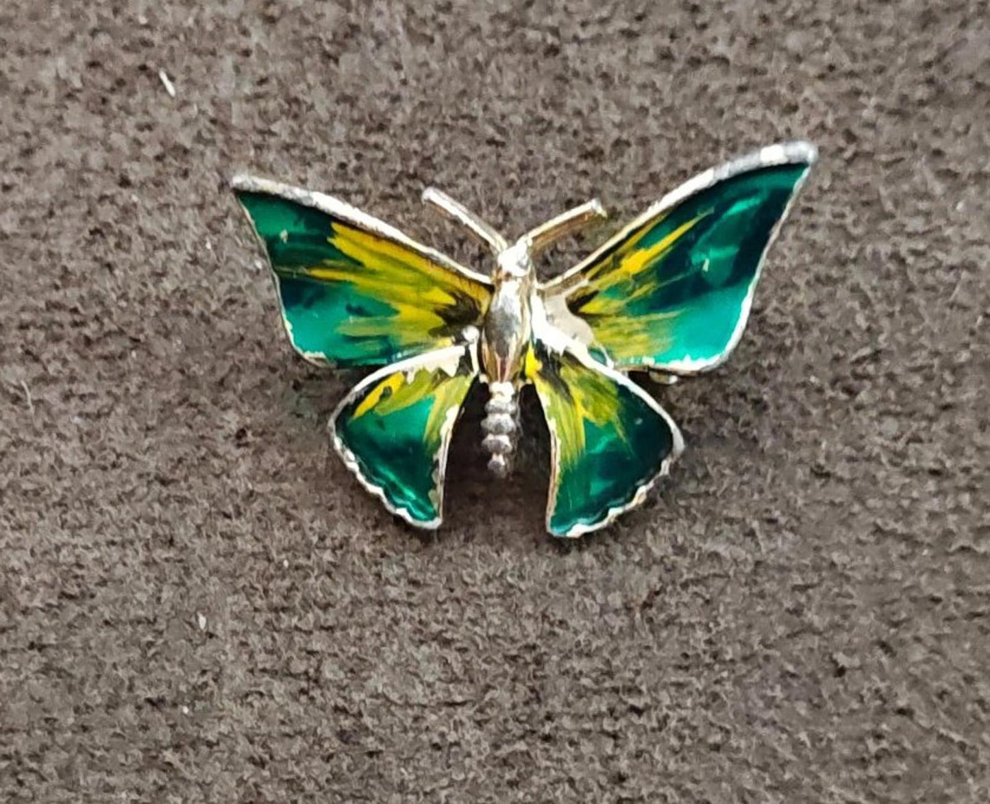 1980s Gold Tone Yellow and Green Enamel Brooch.