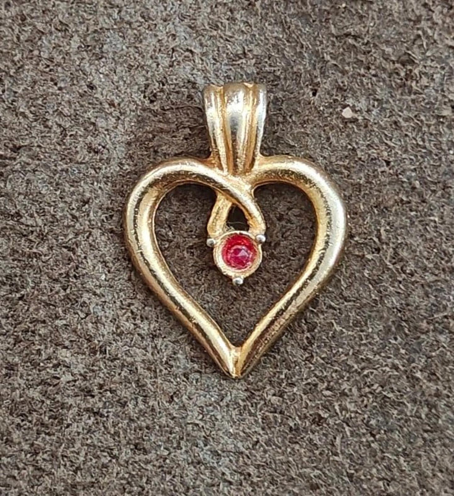 1980's Coquette Open Heart Gold Tone With Red Gem Pin