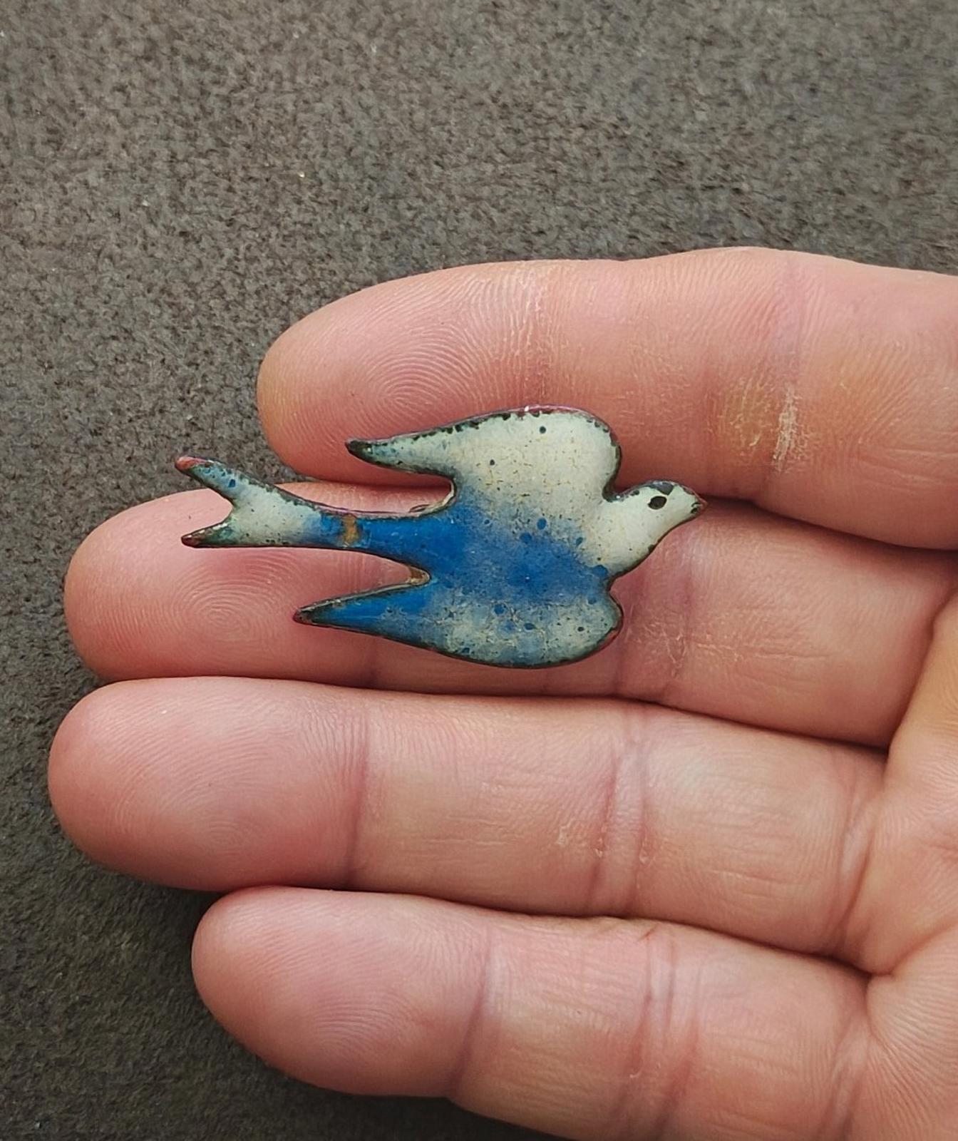 1970s Blue and White Enamel on Copper Decorative Bird Brooch